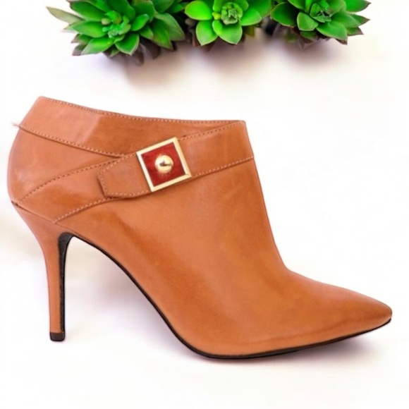 Enzo Angiolini Cognac “Corynn” Ankle Booties - Picture 4 of 16